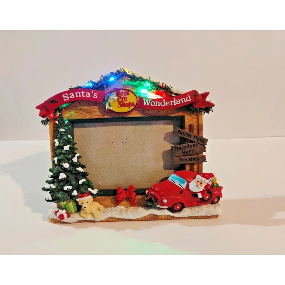 BASS PRO SHOPS SANTA'S WONDERLAND LED PHOTO FRAME